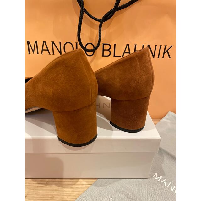 マノロ　MANOLOBLAHNIK  cognac Tucciosamリストニー