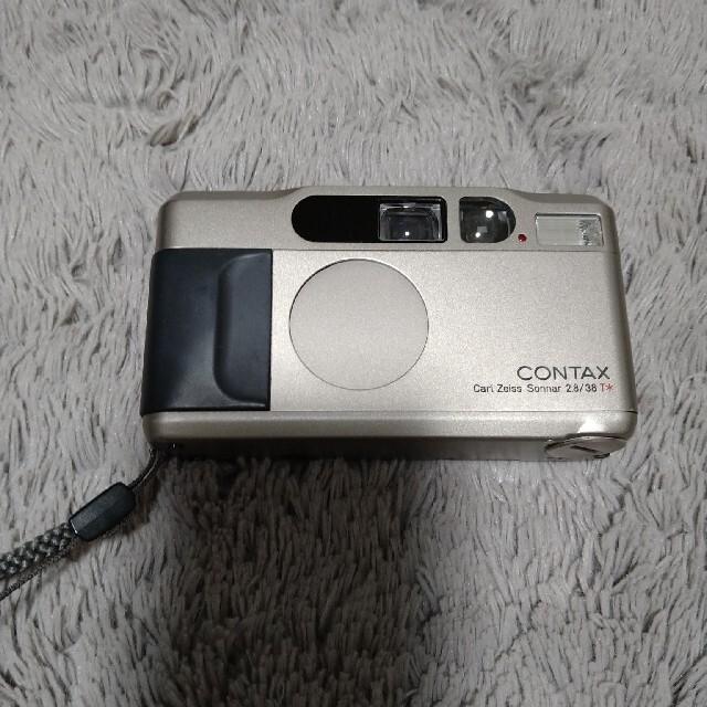 京セラ(キョウセラ)のCONTAX T2 フィルムカメラ スマホ/家電/カメラのカメラ(フィルムカメラ)の商品写真