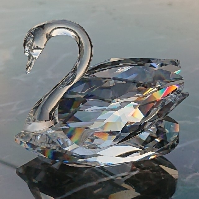 SWAROVSKI - 超希少!スワロフスキー『スワンM(ミディアム)』ショート