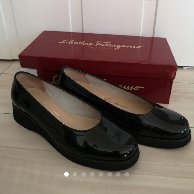 Salvatore Ferragamo(サルヴァトーレフェラガモ)のフェラガモ　6D 　フラットシューズ レディースの靴/シューズ(スリッポン/モカシン)の商品写真