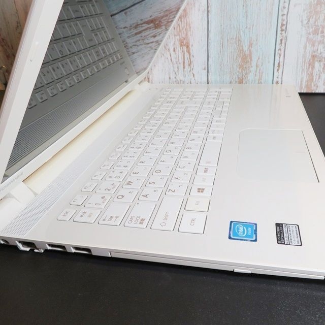 大容量1TB✨東芝 Dynabook ノートパソコン✨白PC✨カメラ付✨薄型