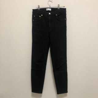 ザラ(ZARA)のZARA ブラックスキニー　36(スキニーパンツ)