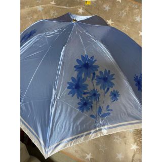 ランバンオンブルー(LANVIN en Bleu)の新品未使用ランバンオンブルー折り畳み雨傘　クイックアーチブルー花柄(傘)