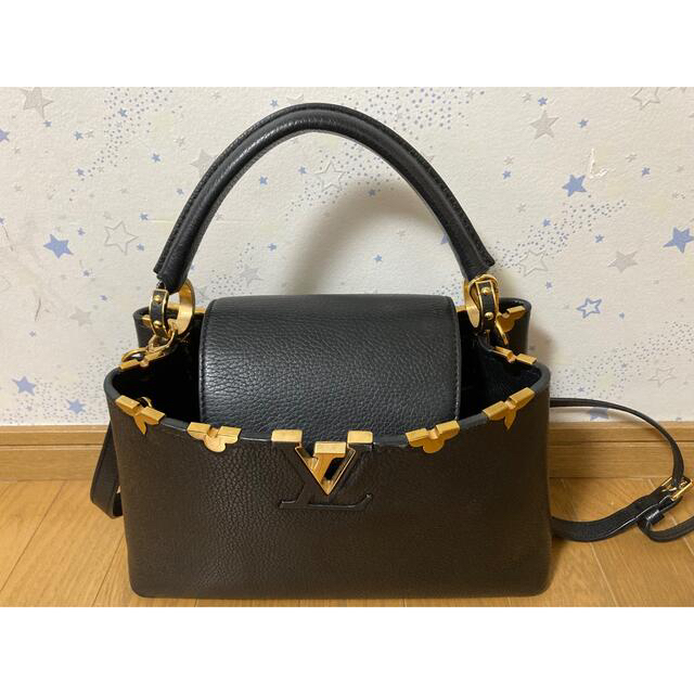 ルイヴィトン カプシーヌMM ブラック 希少フラワー