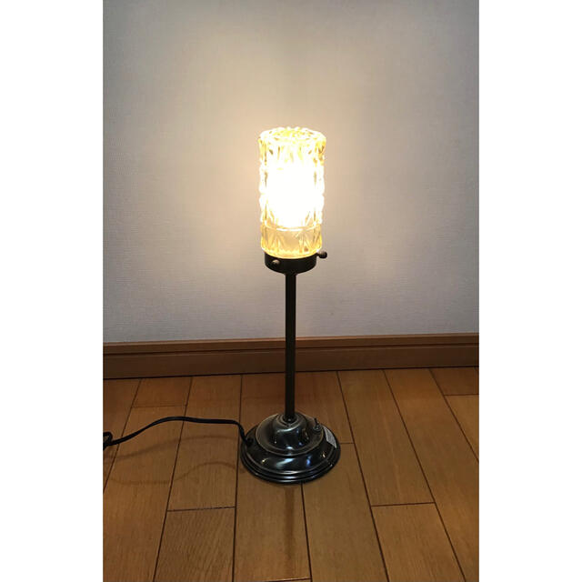 ライトスタンド　US MODERN LIGHT 中古美品です。 インテリア/住まい/日用品のライト/照明/LED(テーブルスタンド)の商品写真