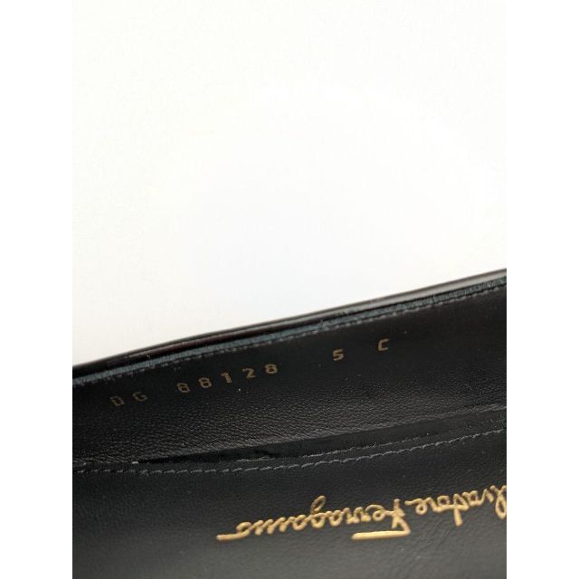 Salvatore Ferragamo(サルヴァトーレフェラガモ)の未使用極上♥フェラガモFerragamoSARNOフラワーヒールパンプス22.5 レディースの靴/シューズ(ハイヒール/パンプス)の商品写真