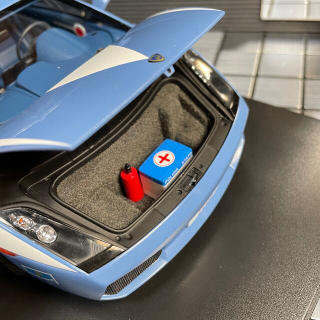 未展示品 オートアート1/18 ランボルギーニ ガヤルド ポリスカー | www