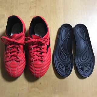 ミズノ(MIZUNO)のキッズ　サッカースパイク(シューズ)