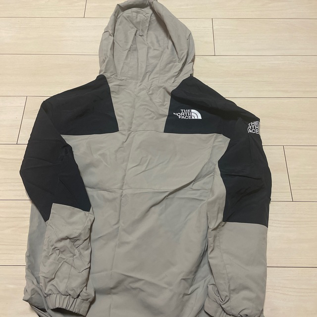 THE NORTH FACE(ザノースフェイス)のノースフェイス　ホワイトレーベル　★一回のみ着用 メンズのジャケット/アウター(マウンテンパーカー)の商品写真