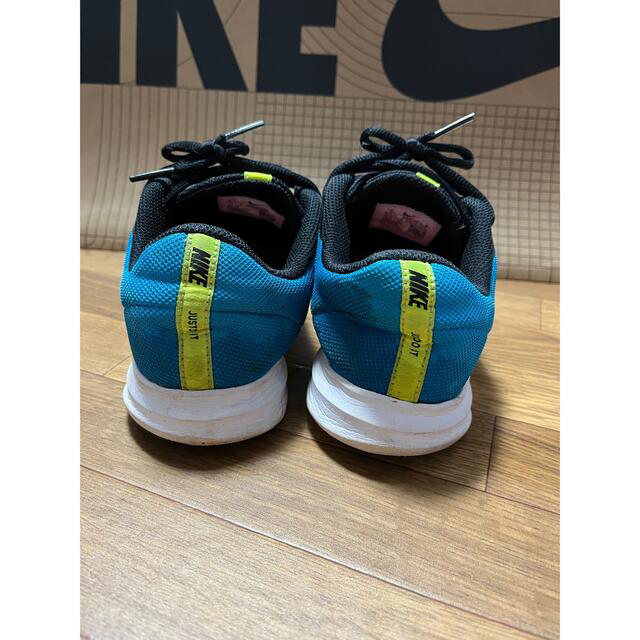 NIKE(ナイキ)のNIKE ナイキ ジュニアスニーカー  靴 22.5cm キッズ/ベビー/マタニティのキッズ靴/シューズ(15cm~)(スニーカー)の商品写真