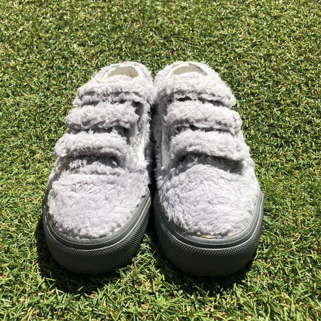 美品22.5 VANS オールドスクール EZ FUR ヴァンズ  E892 レディースの靴/シューズ(スニーカー)の商品写真