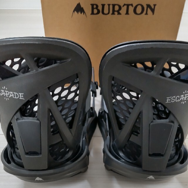 39sEscapadeRe21-22　BURTON　ESCAPADE　Re：Flex　エスカペード