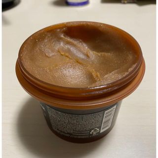 スキンフード(SKIN FOOD)のBlack Sugar Perfect Essential Scrub 2X(パック/フェイスマスク)