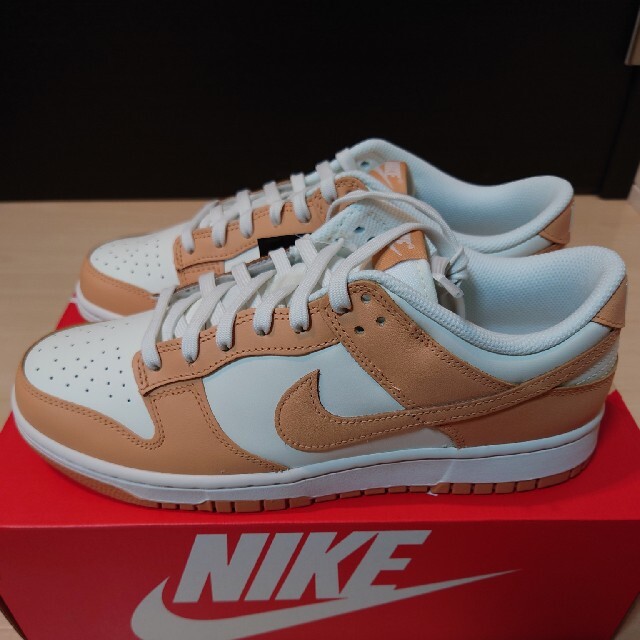 Nike WMNS Dunk Low "Harvest Moon" 2