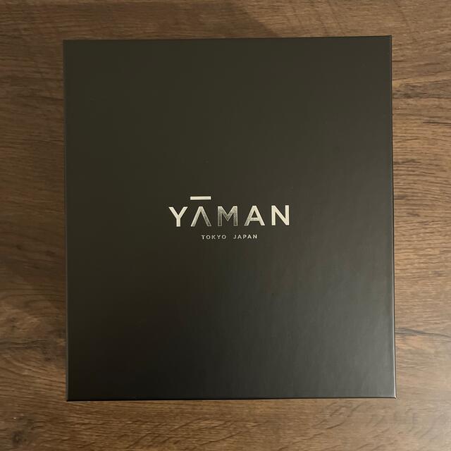 YA-MAN(ヤーマン)のヤーマン　フォトプラス　プレステージSS ナノセラムセット スマホ/家電/カメラの美容/健康(フェイスケア/美顔器)の商品写真