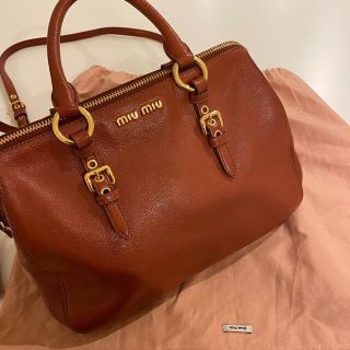 ミュウミュウ 革 バッグ（ブラウン/茶色系）の通販 79点 | miumiuの