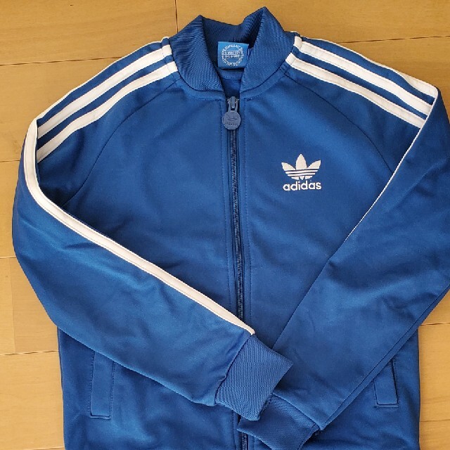 adidas(アディダス)のadidas　originals ジャージ キッズ/ベビー/マタニティのキッズ服男の子用(90cm~)(ジャケット/上着)の商品写真