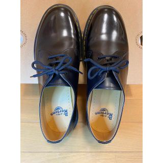 ドクターマーチン(Dr.Martens)のこの春の新生活に！ほぼ未使用ドクターマーチン3ホール 1461ギブソンUK9 黒(ドレス/ビジネス)