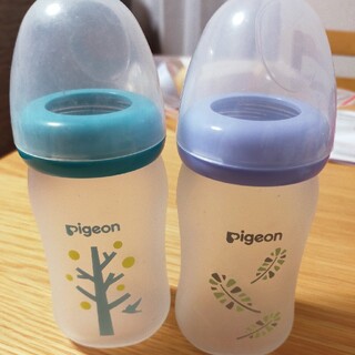 ピジョン(Pigeon)のPigeon　哺乳瓶2本　ガラスタイプ(哺乳ビン)