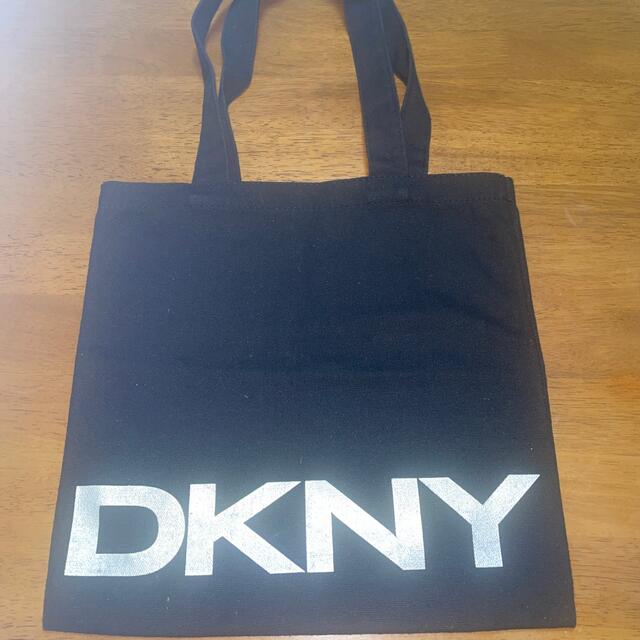 DKNY WOMEN(ダナキャランニューヨークウィメン)のDKNY キャンバストートバッグ  レディースのバッグ(トートバッグ)の商品写真