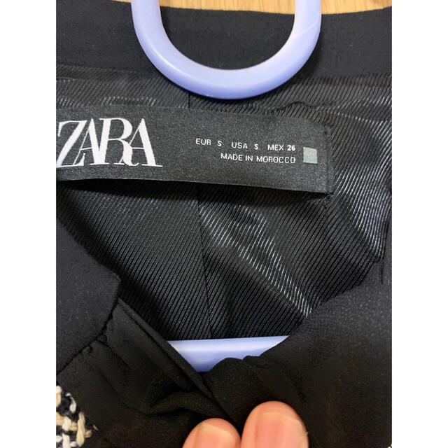 ZARA(ザラ)のツイードジャケット レディースのジャケット/アウター(ノーカラージャケット)の商品写真