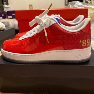 ナイキ(NIKE)のAir force1 LV8(スニーカー)