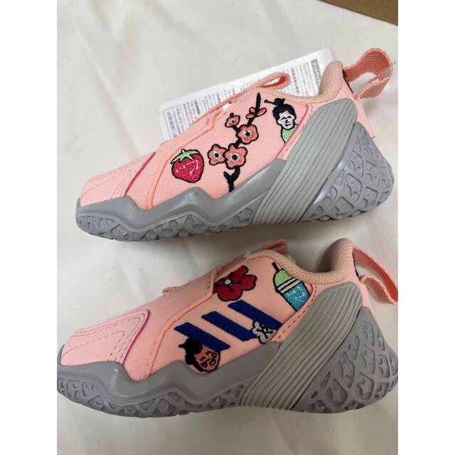 adidas(アディダス)のadidas ベビーシューズ　スニーカー　ファーストシューズ　11 キッズ/ベビー/マタニティのベビー靴/シューズ(~14cm)(スニーカー)の商品写真