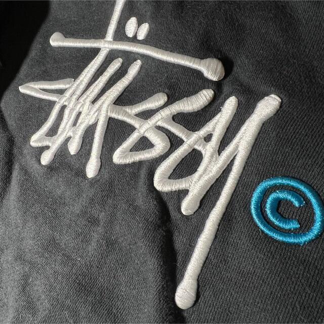 【オシャレ】STUSSY 刺繍ロゴパーカー