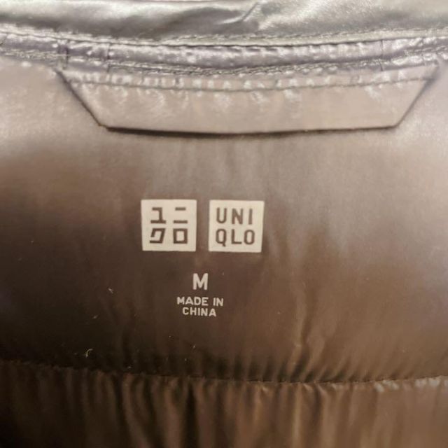 UNIQLO(ユニクロ)の⭐️美品⭐️ライトダウンフードコート 黒 ブラック  UNIQLO レディースのジャケット/アウター(ロングコート)の商品写真