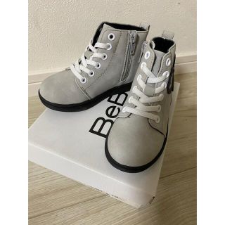 ベベ(BeBe)のBeBe ワッペンブーツ(ブーツ)