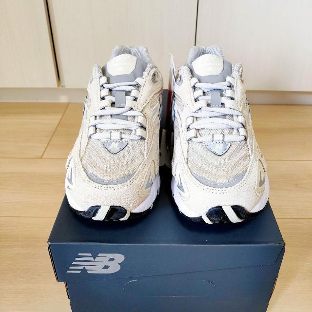 New Balance(ニューバランス)の新品 22.5cm New Balance ニューバランス ML725G レディースの靴/シューズ(スニーカー)の商品写真