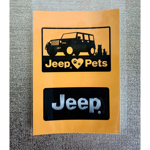 Jeep(ジープ)の【Jeep】ステッカー　２枚セット（おまけステッカー付き♫） 自動車/バイクの自動車(車外アクセサリ)の商品写真