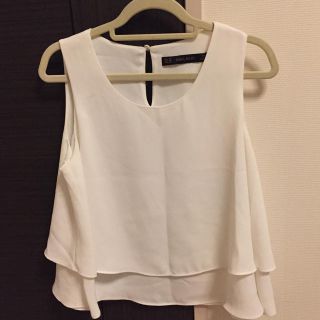 ザラ(ZARA)のZARA フリル シフォントップス(シャツ/ブラウス(半袖/袖なし))