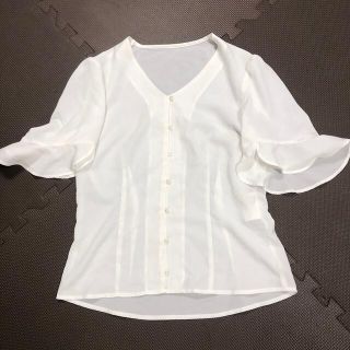 トランテアンソンドゥモード(31 Sons de mode)の袖ラッフルブラウス(シャツ/ブラウス(半袖/袖なし))