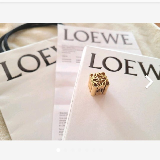 LOEWE(ロエベ)のロエベ レディースのアクセサリー(チャーム)の商品写真