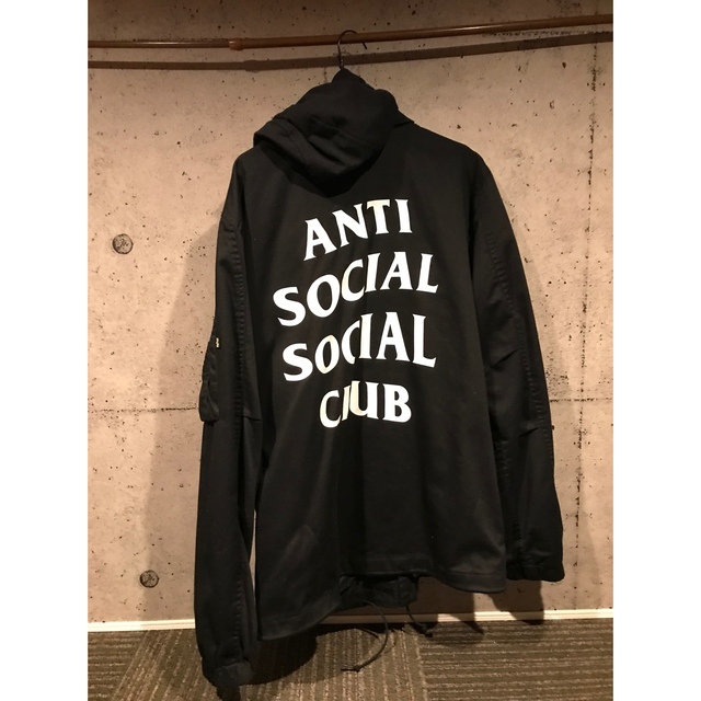 ANTI(アンチ)のASSC Alphaコラボジャケット Lサイズ メンズのジャケット/アウター(ナイロンジャケット)の商品写真