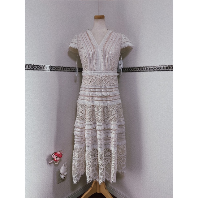 TADASHI SHOJI - 貴重 4 Tadashi Shoji ドレス WC22014NTの通販 TADASHI SHOJI - 貴重 4 Tadashi Shoji ドレス WC22014NTの通販