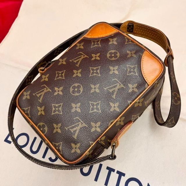 LOUIS VUITTON(ルイヴィトン)のルイヴィトン☆モノグラム☆アマゾン レディースのバッグ(ショルダーバッグ)の商品写真