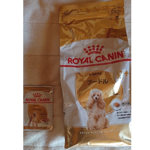 ROYAL CANIN(ロイヤルカナン)のロイヤルカナン プードル 中・高齢犬用  犬種別フード プードル専用 シニア犬用 その他のペット用品(犬)の商品写真