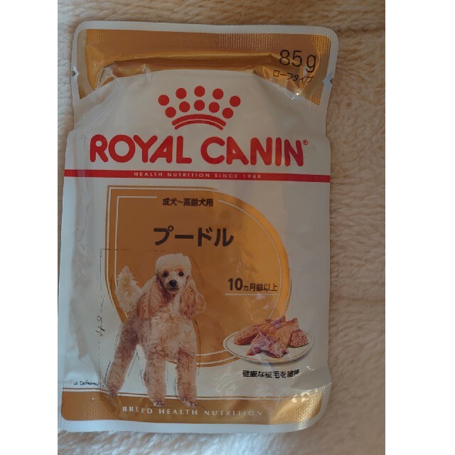 ROYAL CANIN(ロイヤルカナン)のロイヤルカナン プードル 中・高齢犬用  犬種別フード プードル専用 シニア犬用 その他のペット用品(犬)の商品写真