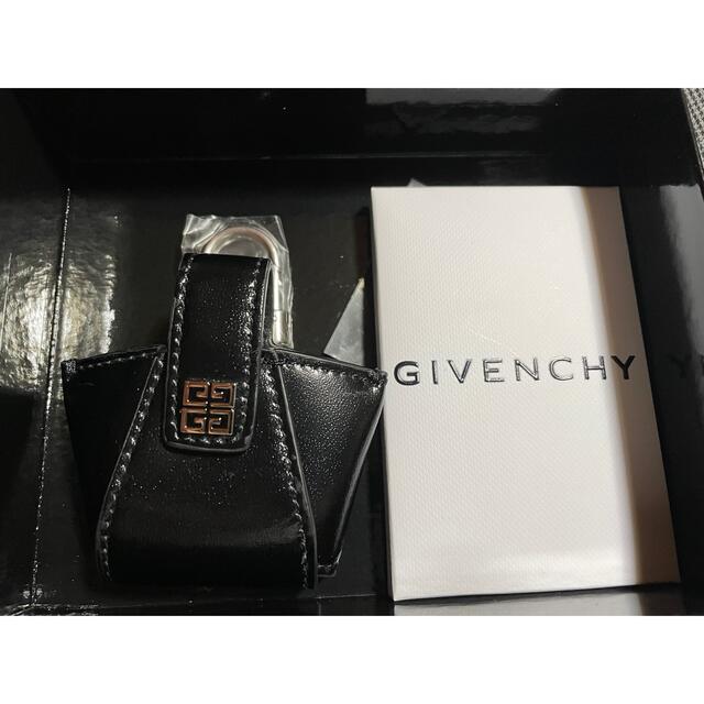 GIVENCHY(ジバンシィ)のボックスレザー airpods ケース　ジバンシィ　givenchy レディースのファッション小物(その他)の商品写真