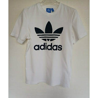 アディダス(adidas)のadidas　Tシャツ(Tシャツ(半袖/袖なし))