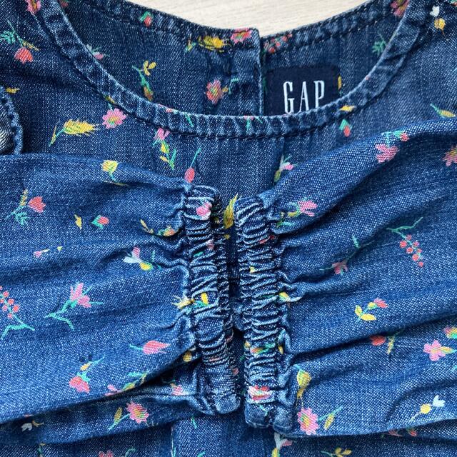 babyGAP(ベビーギャップ)のbaby GAP デニム　トップス　6-12month キッズ/ベビー/マタニティのベビー服(~85cm)(シャツ/カットソー)の商品写真