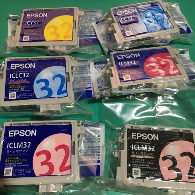 EPSON(エプソン)のジャンク|使用期限切れ エプソンインクカートリッジ  IC6CL32 ブラック無 インテリア/住まい/日用品のオフィス用品(その他)の商品写真