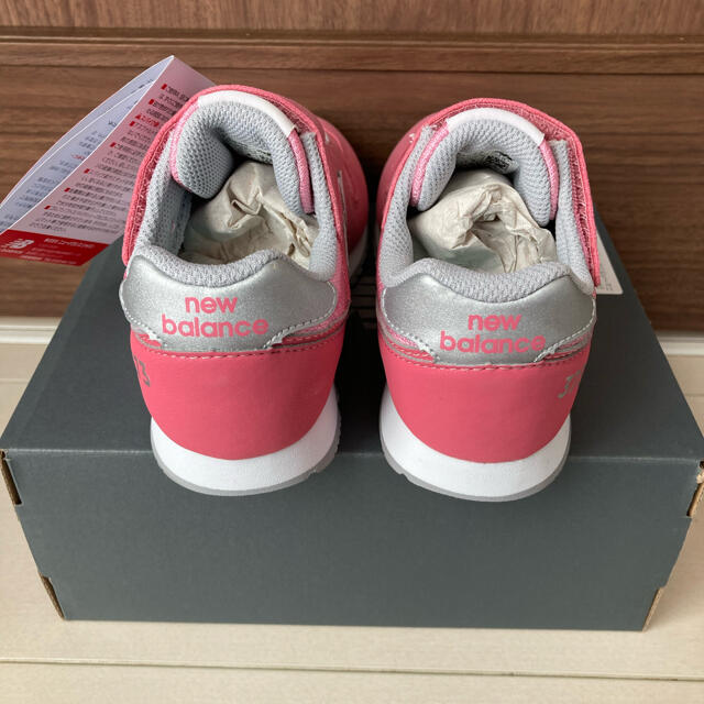 New Balance(ニューバランス)の新品ニューバランスYV373   17.5cm キッズ/ベビー/マタニティのキッズ靴/シューズ(15cm~)(スニーカー)の商品写真