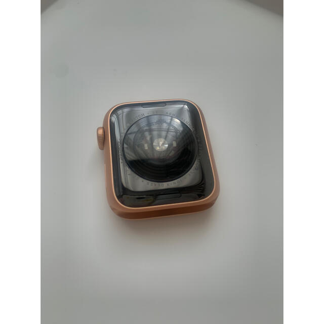 アップル Apple Watch SE(第1世代:GPSモデル) 40mmシルバー