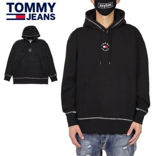 トミーヒルフィガー(TOMMY HILFIGER)のトミーヒルフィガー　メンズ　プルオーバーパーカー　黒　XL(パーカー)