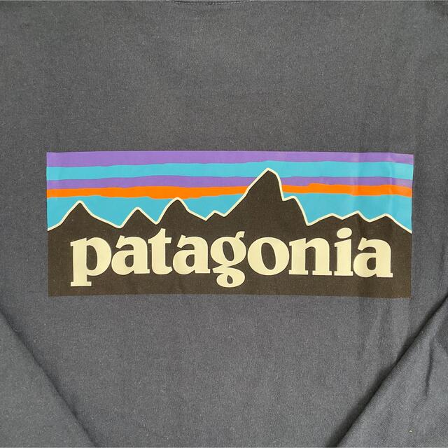 patagonia(パタゴニア)のパタゴニア メンズ・ロングスリーブ・P-6ロゴ・レスポンシビリティー Mサイズ メンズのトップス(Tシャツ/カットソー(七分/長袖))の商品写真