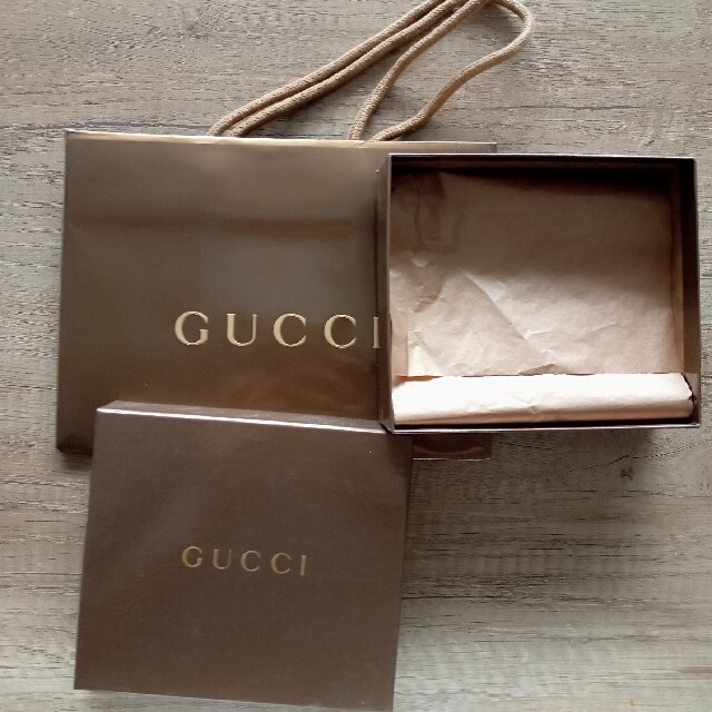 Gucci(グッチ)のGUCCI　空箱 レディースのバッグ(ショップ袋)の商品写真