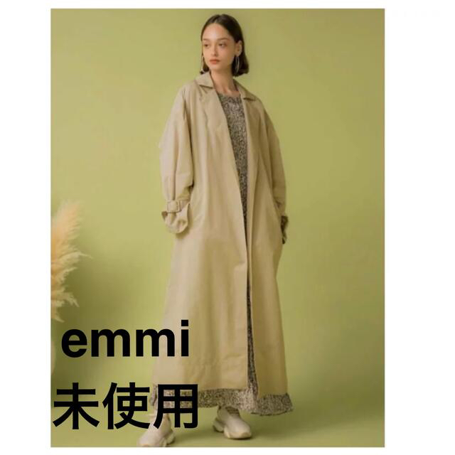 emmi atelier 撥水 ロングシャカコート パープル　Sサイズ